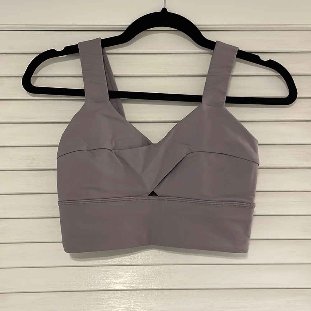lululemon sports bra; Size: 2; Color: Lavender